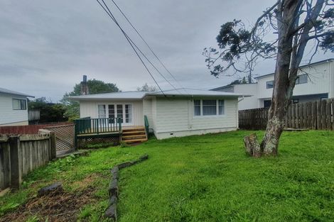 Photo of property in 19 Seymour Road, Sunnyvale, Auckland, 0612
