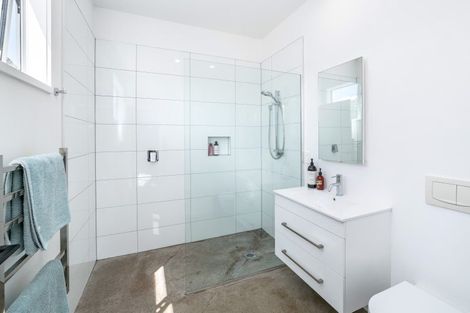 Photo of property in 399a Lake Ferry Road, Dyerville, Martinborough, 5781