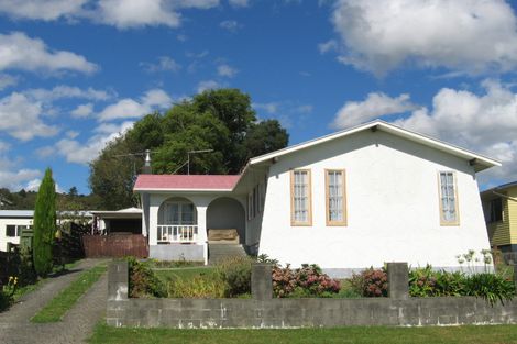 Photo of property in 10 Blueberry Grove, Timberlea, Upper Hutt, 5018