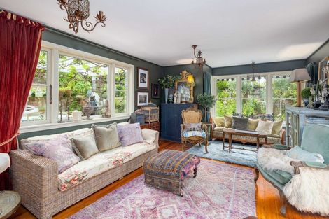 Photo of property in 33 Sandy Beach Road, Governors Bay, Lyttelton, 8971