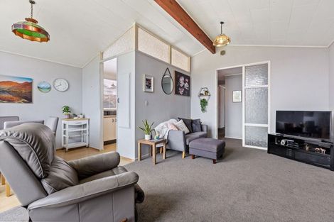 Photo of property in 25 Konini Street, Inglewood, 4330