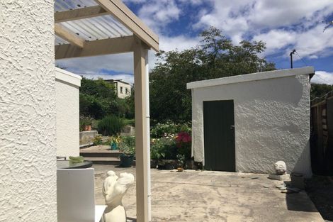 Photo of property in 58 Perth Street, South Hill, Oamaru, 9400