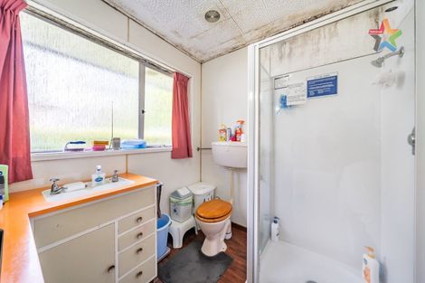 Photo of property in 1/8 Ferretti Grove, Avalon, Lower Hutt, 5011