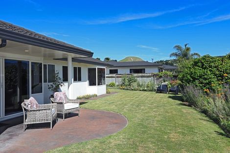 Photo of property in 6 Brompton Drive, Taradale, Napier, 4112