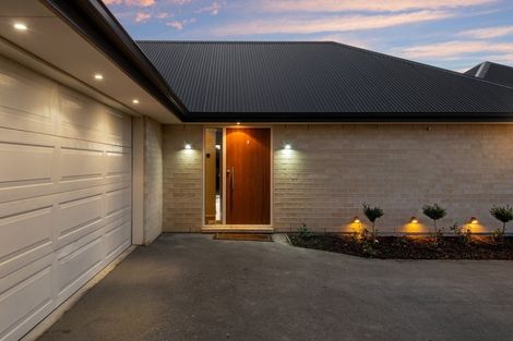 Photo of property in 27 Mary Carpenter Avenue, Hei Hei, Christchurch, 8042