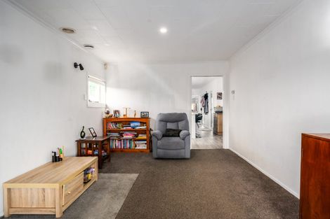 Photo of property in 77 Miro Street, Trentham, Upper Hutt, 5018