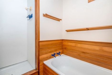 Photo of property in 2/20 Wolsley Avenue, Milford, Auckland, 0620