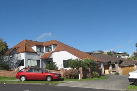 Photo of property in 3/15 Eske Place, Highland Park, Auckland, 2010