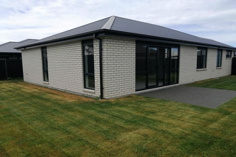 Photo of property in 18 Kura Lane, Aranui, Christchurch, 8061