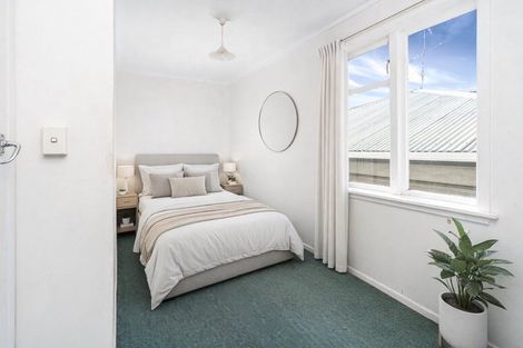 Photo of property in 16 Austin Street, Mount Victoria, Wellington, 6011