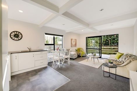 Photo of property in 2/57 Vincent Street, Howick, Auckland, 2014