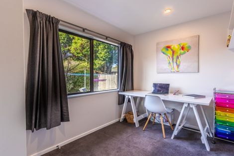 Photo of property in 10 Rodney Grove, Paraparaumu, 5032
