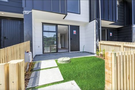 Photo of property in 12 Tuputupu Drive, Kumeu, 0810