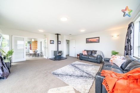 Photo of property in 50 Acacia Avenue, Maungaraki, Lower Hutt, 5010