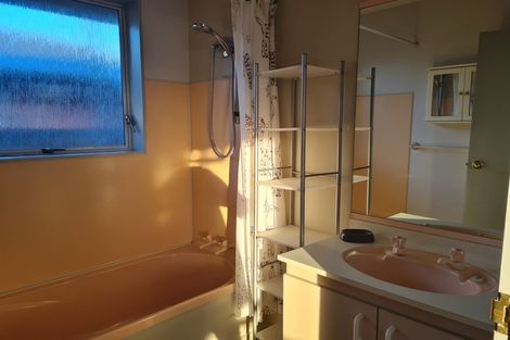 Photo of property in 2/126 Springs Road, Hornby, Christchurch, 8042