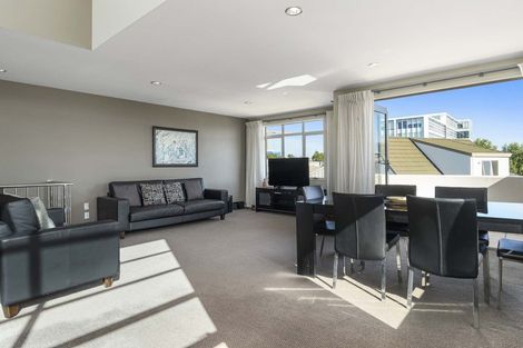 Photo of property in 7/29 Third Avenue, Tauranga, 3110