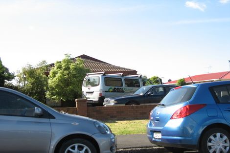 Photo of property in 2/29 West Street, Pukekohe, 2120