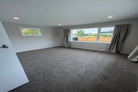 Photo of property in 17 Erin Crescent, Mairehau, Christchurch, 8013