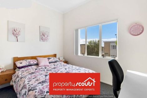 Photo of property in 14 Brashier Circle, Sunnyvale, Auckland, 0612