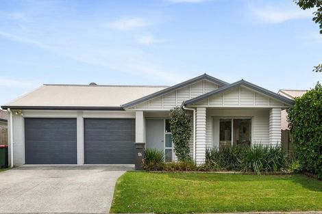 Photo of property in 106 Popokatea Drive, Takanini, 2112