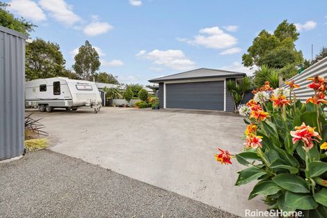 Photo of property in 50 Brooklyn Road, Carterton, 5713