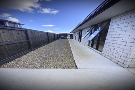 Photo of property in 24 Kimbrae Drive, Rototuna North, Hamilton, 3210