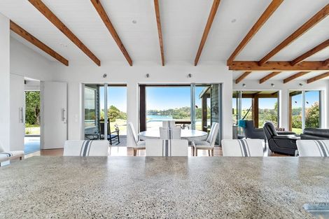 Photo of property in 923 Takatu Road, Tawharanui Peninsula, Warkworth, 0986