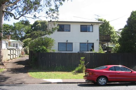 Photo of property in 2/21 Manuka Road, Bayview, Auckland, 0629