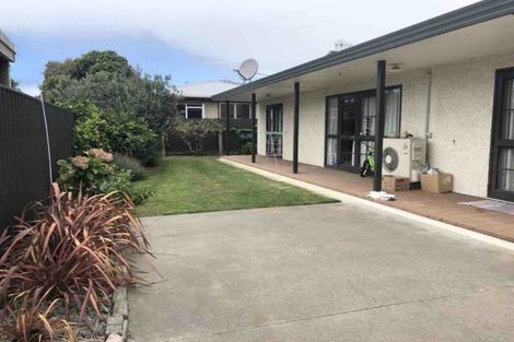 Photo of property in 25a Howard Road, Taradale, Napier, 4112