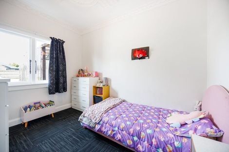 Photo of property in 19 East Street, Feilding, 4702