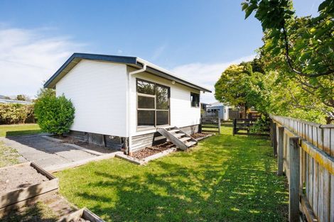 Photo of property in 23 Rata Street, Tokomaru, Palmerston North, 4474