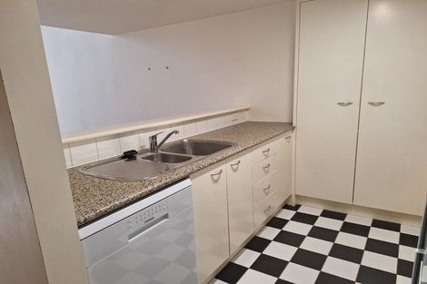 Photo of property in Dakota Buildings, 2d/5 Cheshire Street, Parnell, Auckland, 1052
