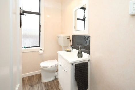 Photo of property in 57 Renfrew Street, Waikiwi, Invercargill, 9810