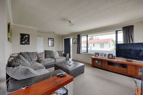 Photo of property in 19 Charlton Road, Gore, 9710