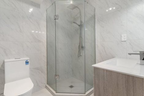 Photo of property in 21c Cherry Tree Place, Massey, Auckland, 0614