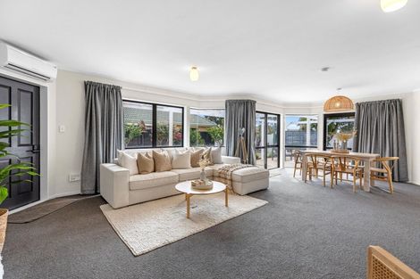 Photo of property in 676 Gloucester Road, Papamoa Beach, Papamoa, 3118