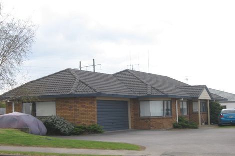 Photo of property in 25 Bayfair Drive, Mount Maunganui, 3116