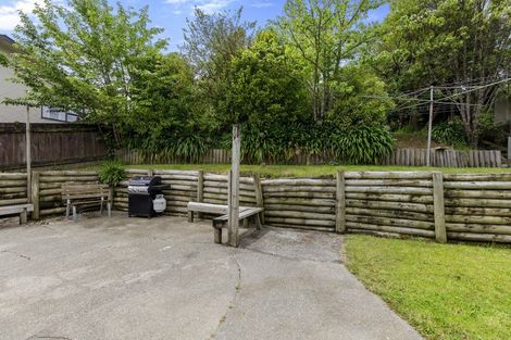 Photo of property in 112 Norana Road, Timberlea, Upper Hutt, 5018