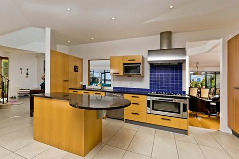 Photo of property in 4/76 Shakespeare Road, Milford, Auckland, 0620