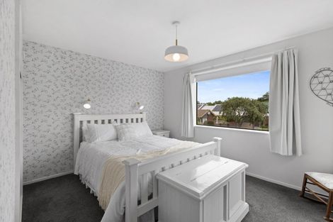 Photo of property in 28 Rubens Place, Burnside, Christchurch, 8053