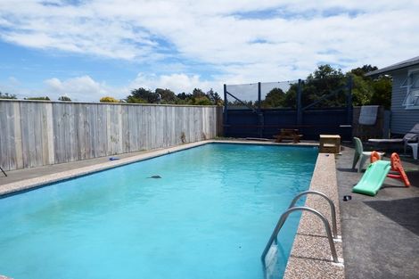 Photo of property in 13 Flower Street, Bulls, 4818