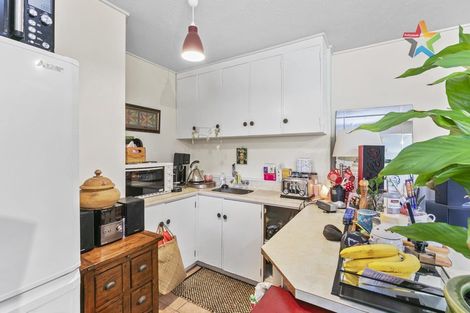 Photo of property in 17 Maple Grove, Maungaraki, Lower Hutt, 5010