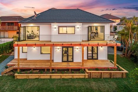 Photo of property in 4/20 Tui Glen Road, Birkenhead, Auckland, 0626