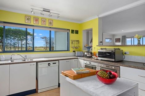 Photo of property in 7 Wairakaia Road, Tirohanga, Opotiki, 3197
