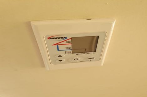 Photo of property in 2/31 Camellia Terrace, Maungaraki, Lower Hutt, 5010