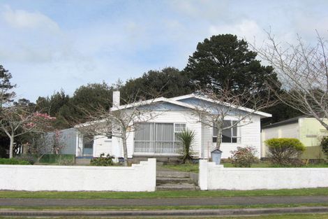 Photo of property in 3 Tawa Street, Inglewood, 4330