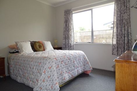 Photo of property in 44 Hokio Beach Road, Levin, 5510