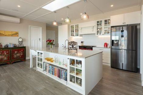 Photo of property in 141 Ngatai Road, Otumoetai, Tauranga, 3110