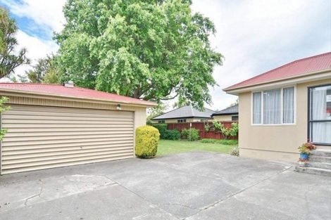 Photo of property in 222 Avonhead Road, Avonhead, Christchurch, 8042