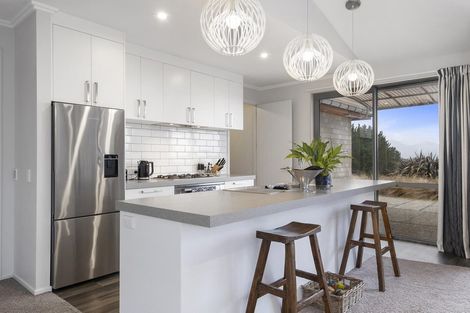 Photo of property in 37 Tara Hills Drive, North Taieri, Mosgiel, 9092